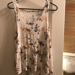 AMERICAN EAGLE FLORAL PEPLUM TOP